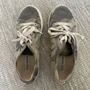Steve Madden Camo Platform Sneakers